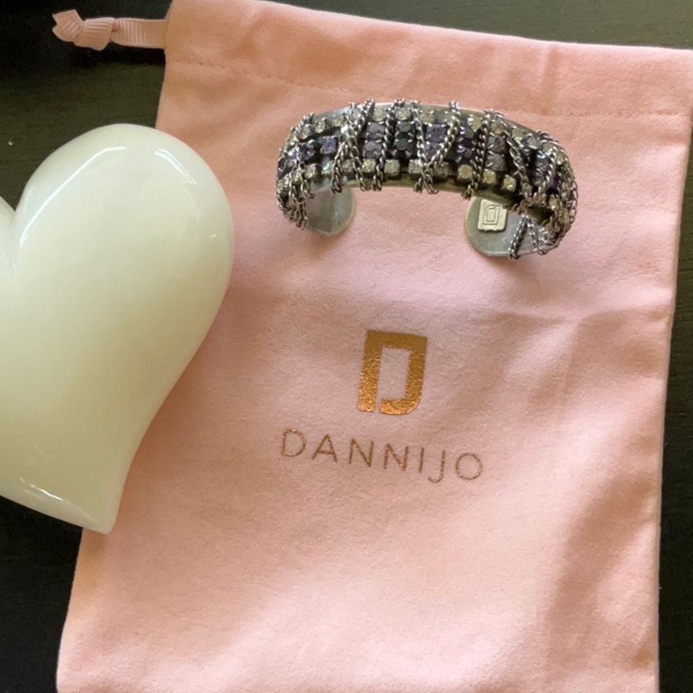 DANNIJO FABULOUS CUFF! COMES WITH DANNIJO DUST BAG